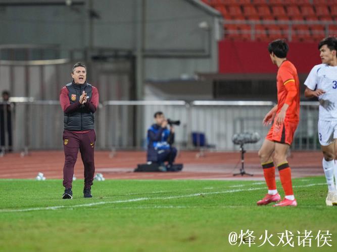神奇竟也能复制？中国U23队主帅安东尼奥，靠啥批发式上演“历史性晋级”
